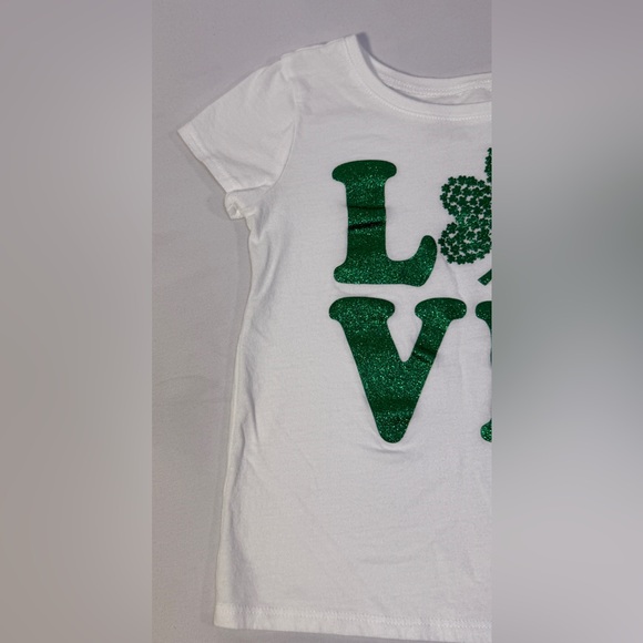 Girls St Patrick’s Day Top Shirt 4T Shamrock Love Tee Green Glitter White Top - Picture 4 of 10